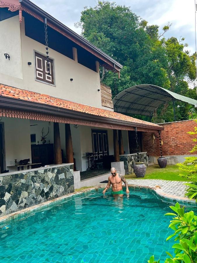 Thaprobana Villa Tangalle - Private Villa Kültér fotó